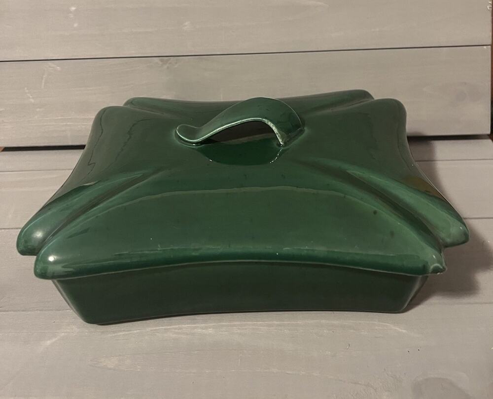 Vintage MCM Modern Green Ceramic Vanity Or Dresser Box Excellent Condition